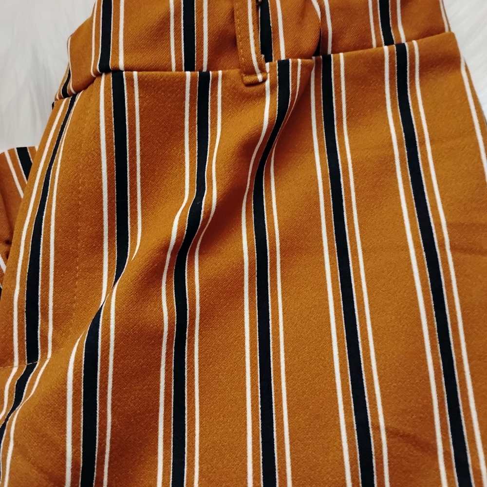 ❄️Altar'd State Rust and White Striped Garment - Picture 2 of 5